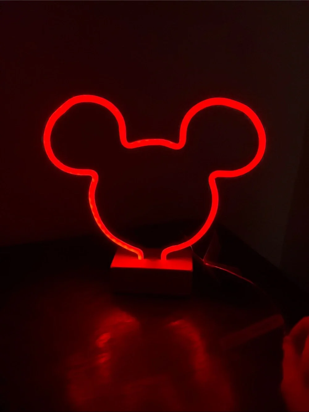 NWT- Disney- LED Light Up- RED- Mickey Mouse Head Neon Accent Light